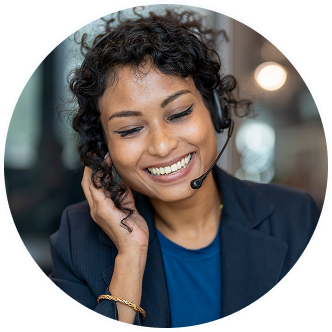 Image of a Unum life event specialist speaking on a headset.
